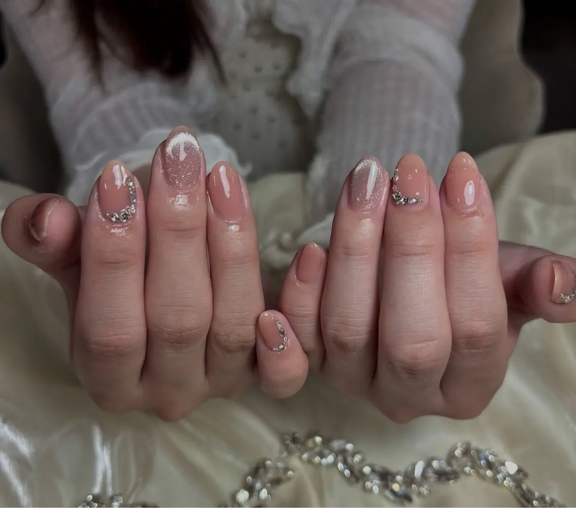 ネイル ハンドネイル moon nailsのネイルデザイン