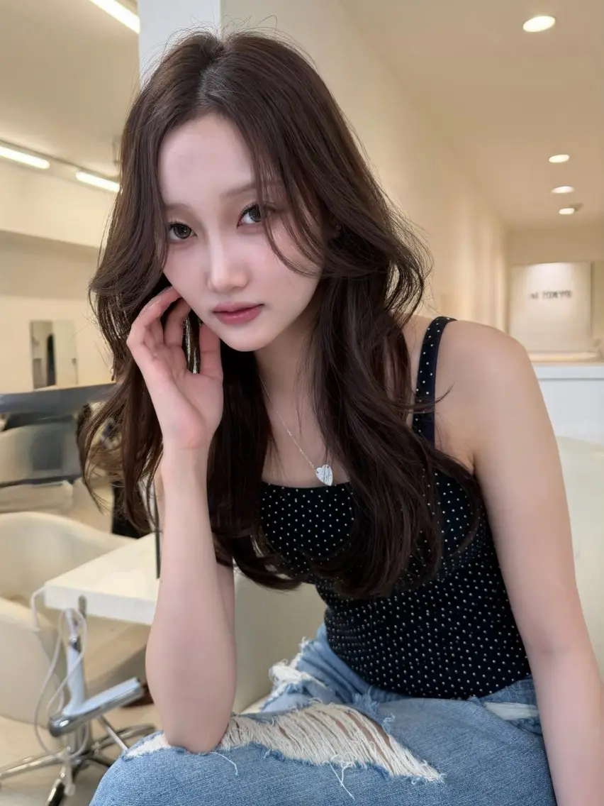 ロング カラー ブラウンカラー 透明感カラー ラベンダーカラー レイヤーカット momo /レイヤー/暖色のヘアスタイル