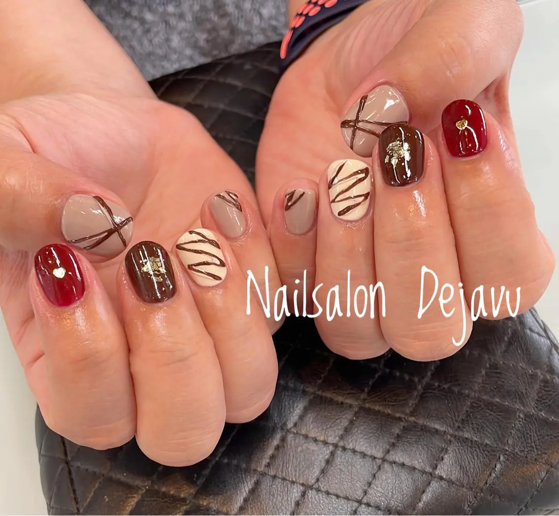 ネイル アートネイル シンプルネイル バレンタイン ホワイト Nail salon Dejavu 🌿のネイルデザイン