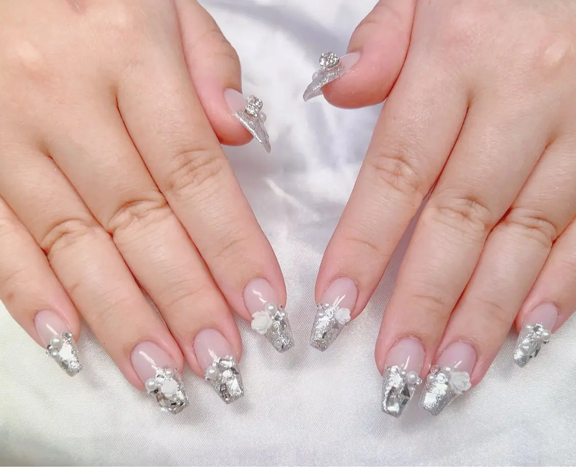 ネイル ハンドネイル 【長さ出し】 IRIS NAILのネイルデザイン