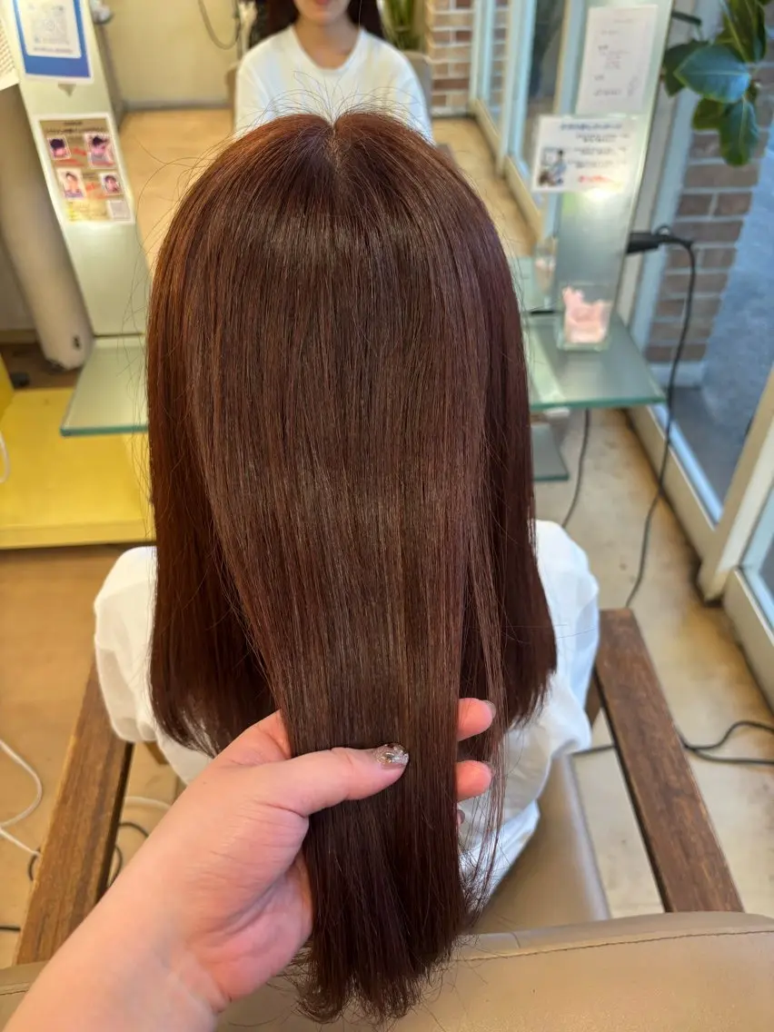 セミロング ヘアカラー ponterosso はなのヘアスタイル