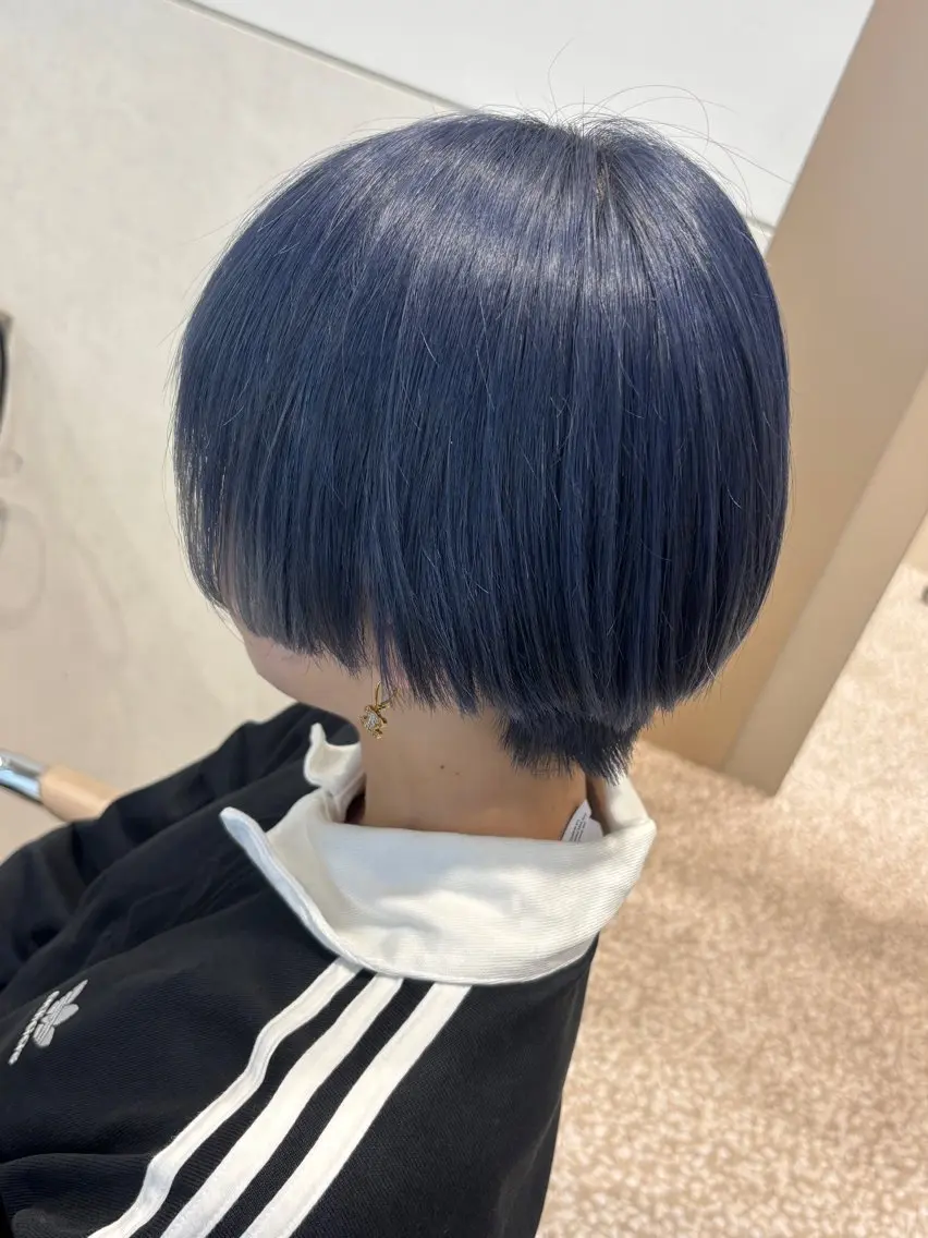 ショート ヘアカラー kazufumi ..のヘアスタイル