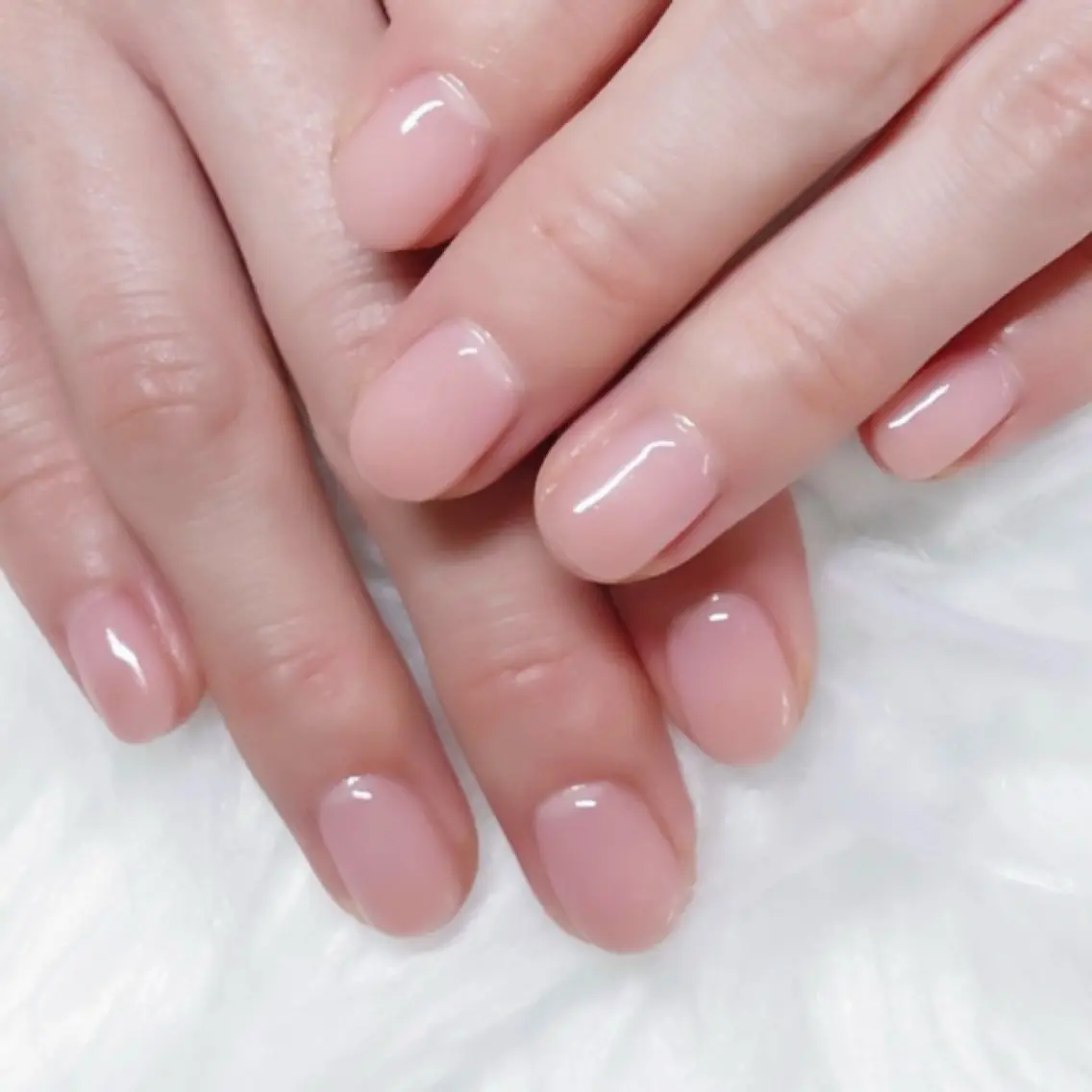 ネイル フレンチネイル 韓国ネイル ニュアンスネイル ピンク スクエアネイル 🩵池袋heart nail🩵のネイルデザイン