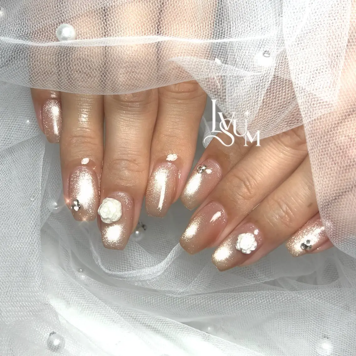 ネイル マグネットネイル lvsum nailのネイルデザイン