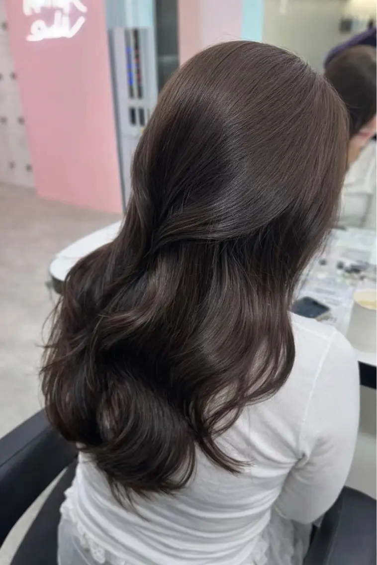 ロング 透明感カラー🤎 あすまのヘアスタイル