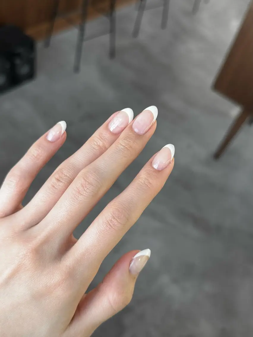 フレンチネイル(オフなし)※クリアベースの写真