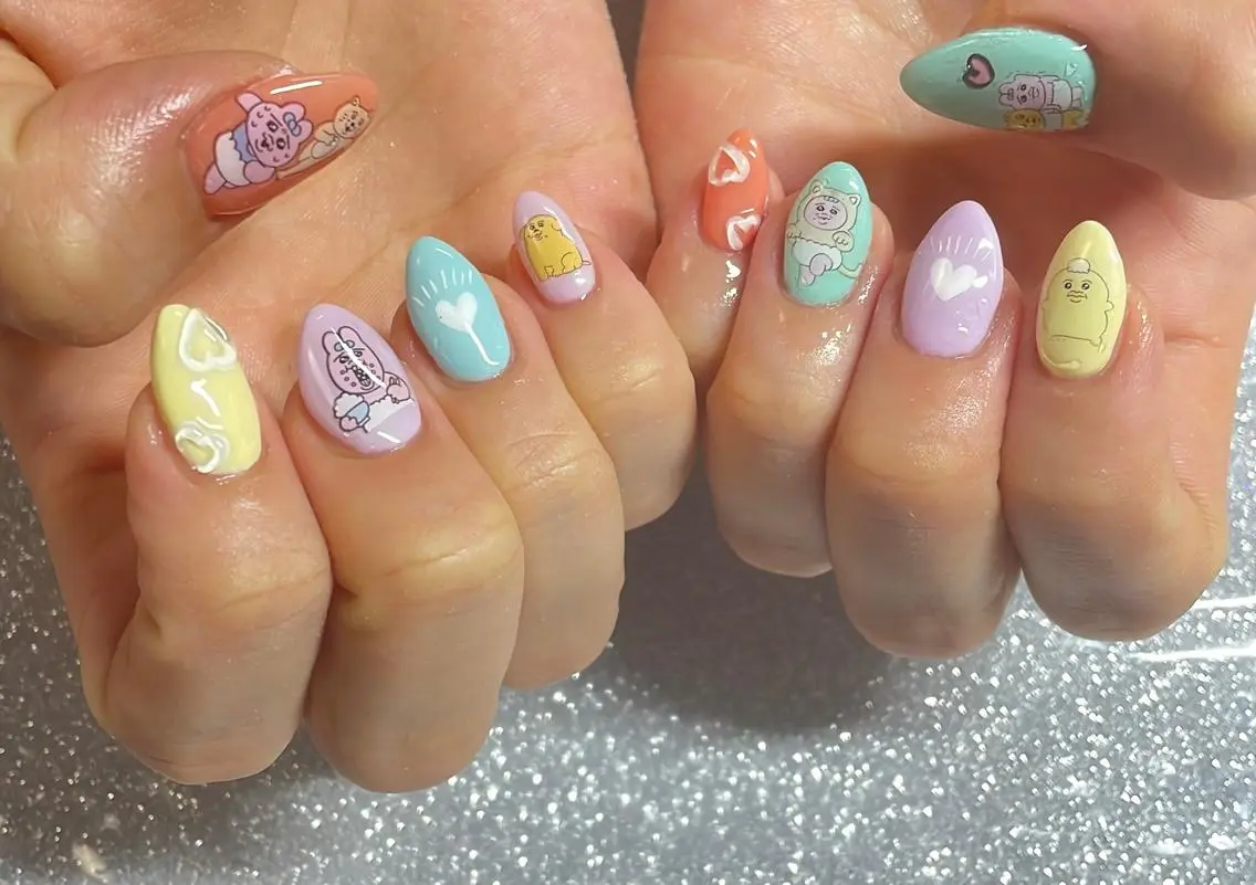 ネイル ハンドネイル VIERU 🌈🎀💖のネイルデザイン
