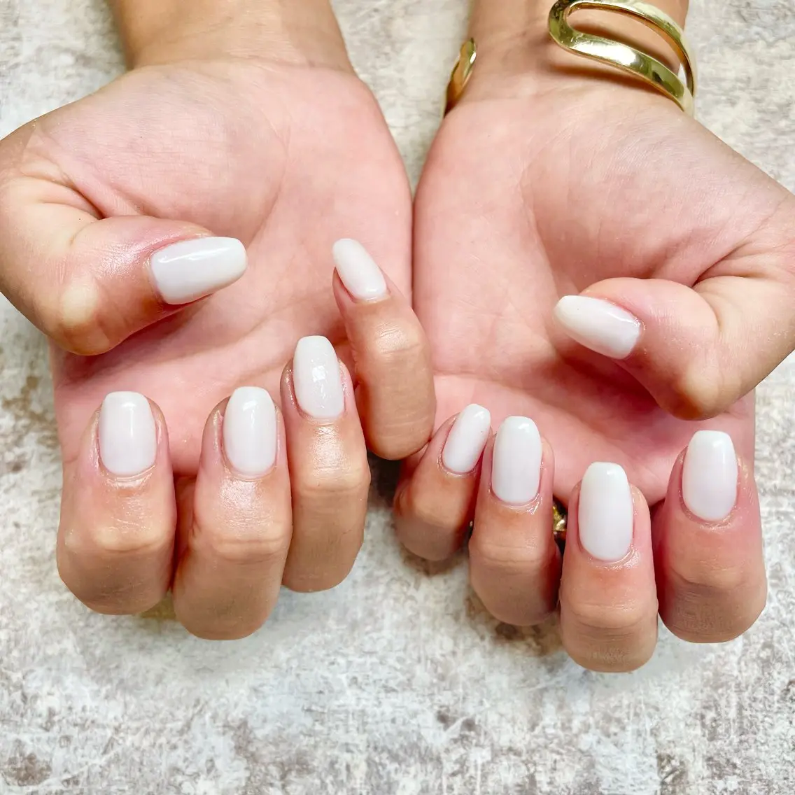 【オフ込み】💅🏻色変更🆗✨ハンドワンカラー💜マグネット/フラッシュ変更可🉑💜の写真