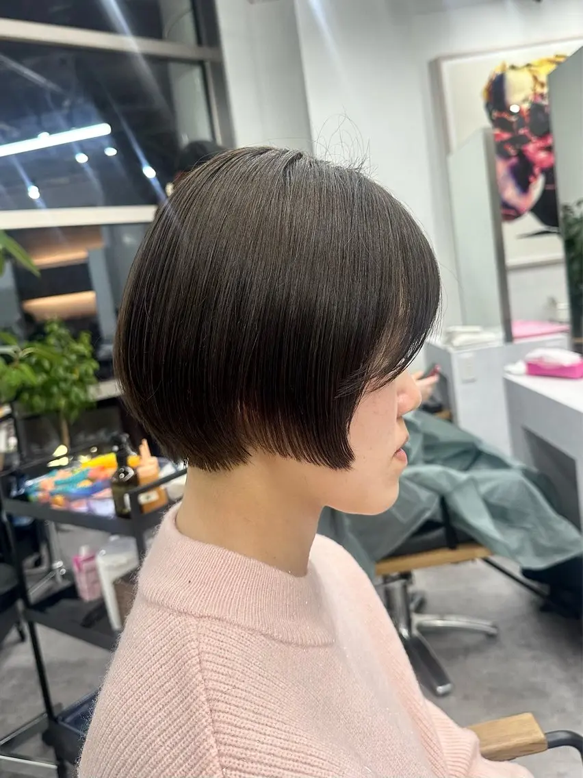 ショート ボブ 伸ばしかけ ショートヘア カット ショートカット🧸 ごとうさなのヘアスタイル