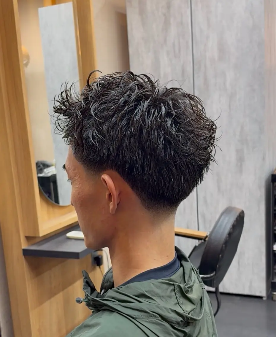 メンズ フェードカット カット パーマ 和湯 航輝のヘアスタイル