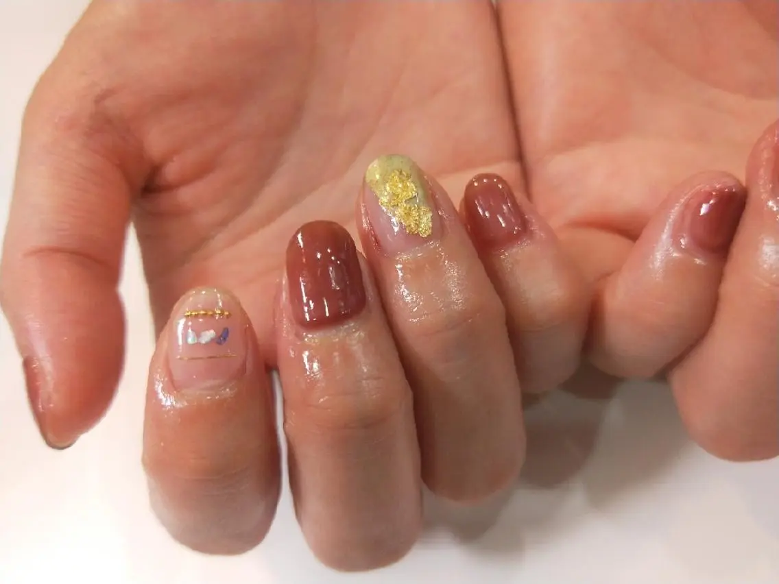 ネイル はばすみれ🎀ﾈｲﾙ 光ﾌｪｲｼｬﾙ ﾍｱのネイルデザイン