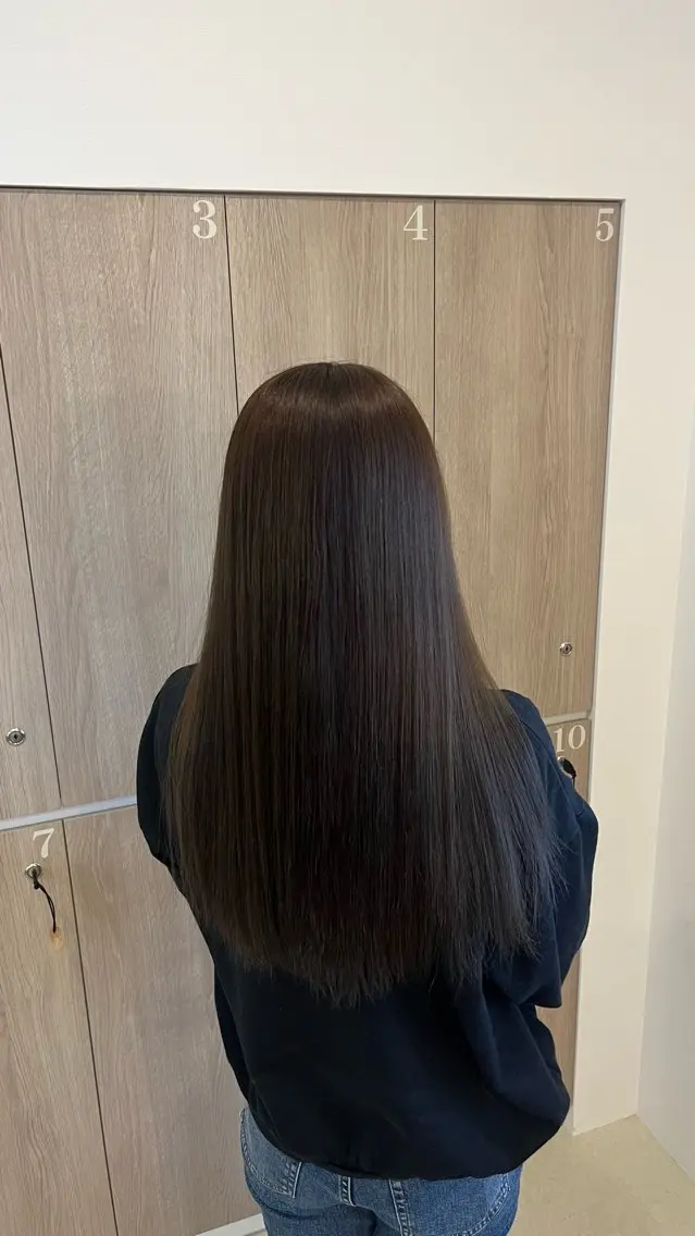 カラー オリーブカラー ルプラボウ 鈴木 莉菜のヘアスタイル