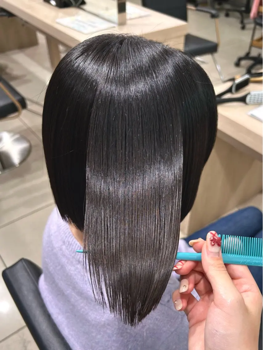 ショート 【🎀推しカラー × 艶髪】小池 雪奈のヘアスタイル
