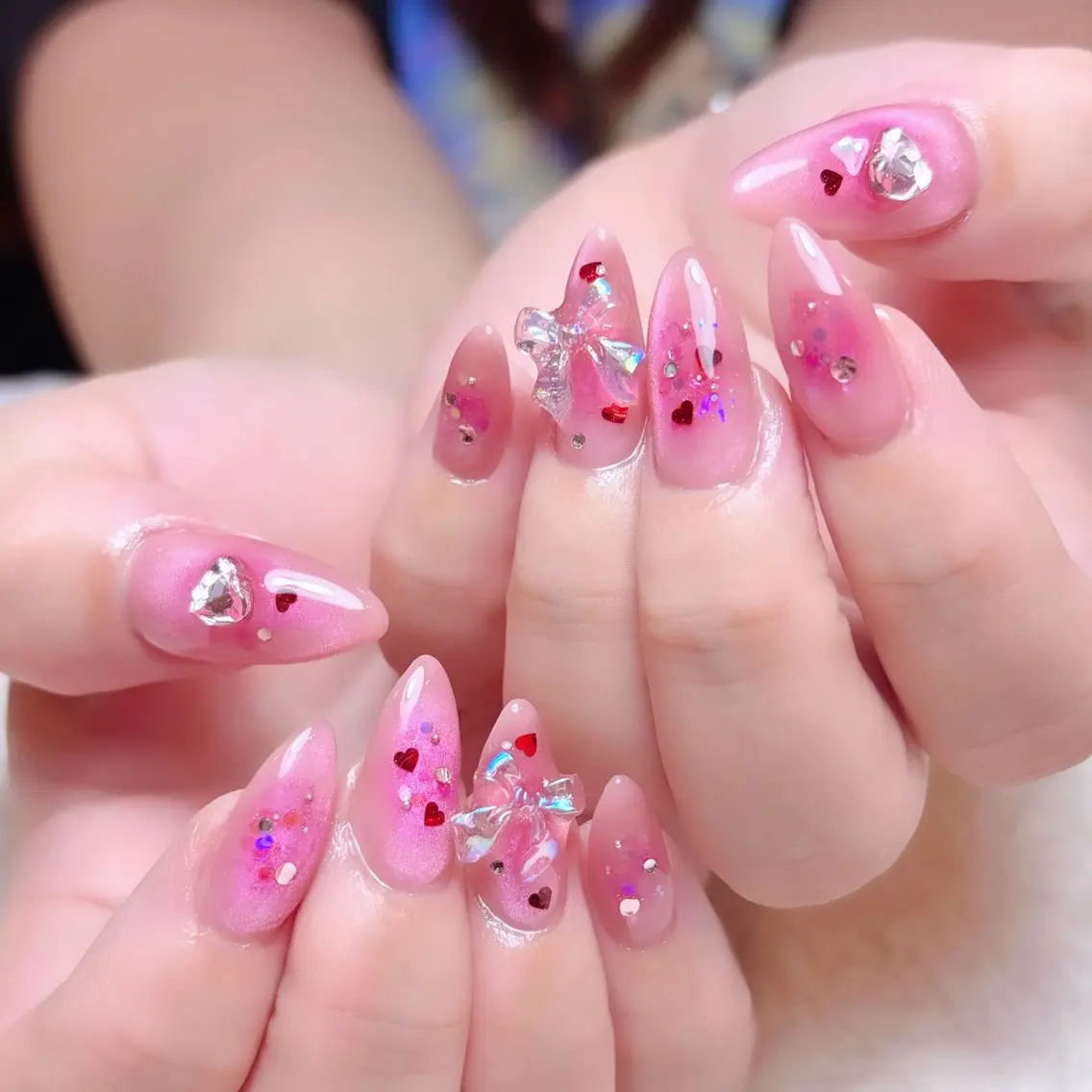 ネイル チークネイル ハート マグネットネイル ハンドネイル Naruse Momoのネイルデザイン