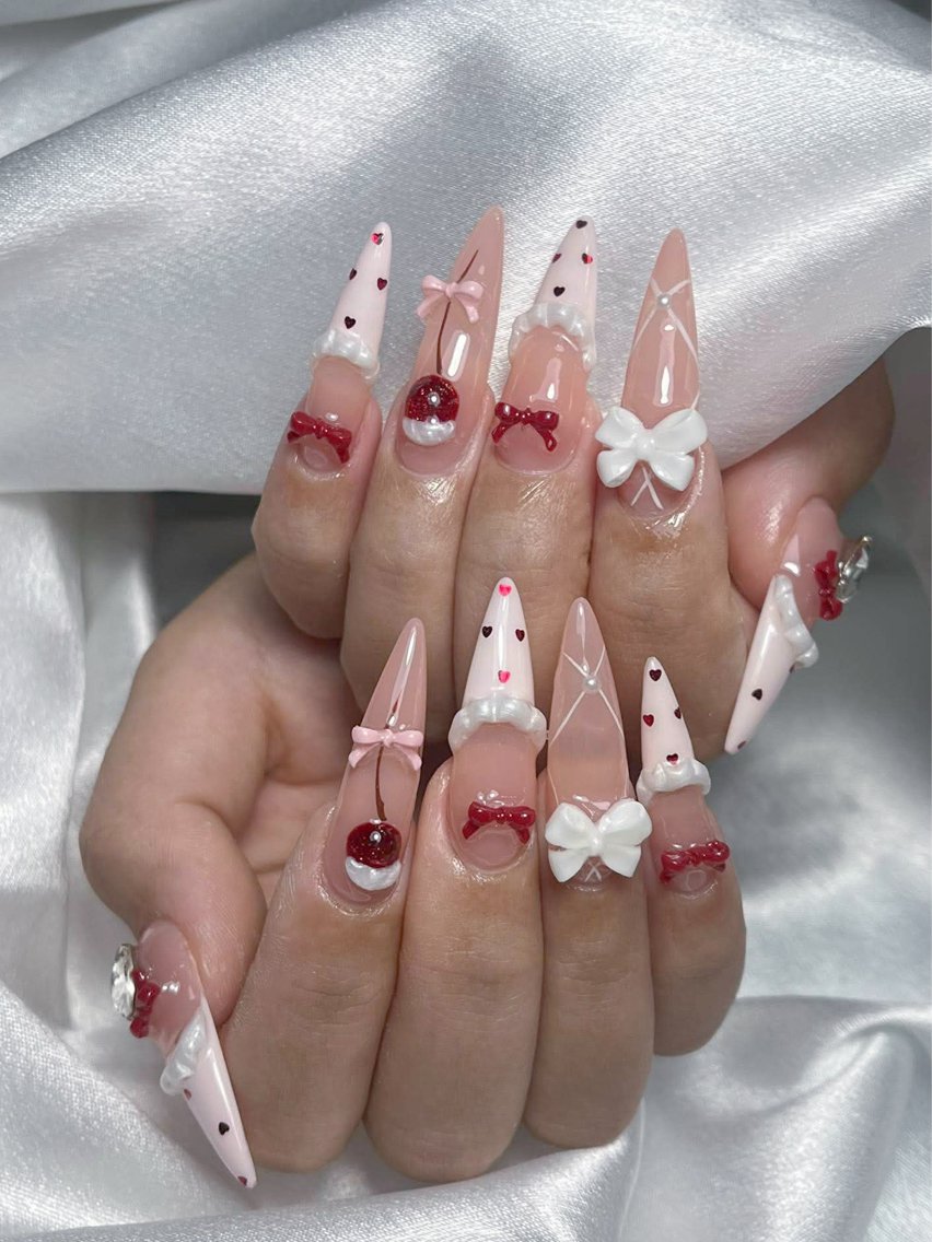 ネイル ハンドネイル LEELA NAIL STUDIOのネイルデザイン