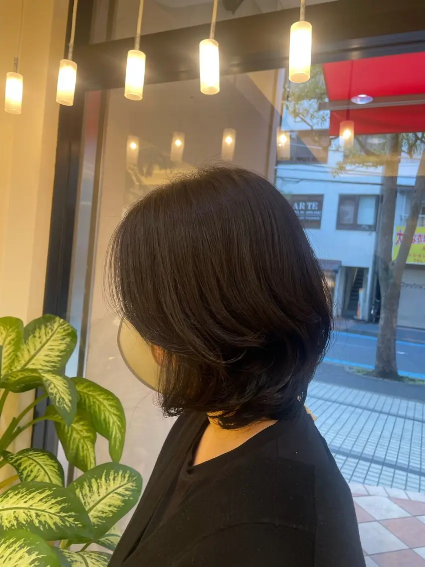ミディアム パーマ ミディアムパーマ ボブ 韓国風ヘア レイヤーカット デジタルパーマ 丸山 愛唯のヘアスタイル