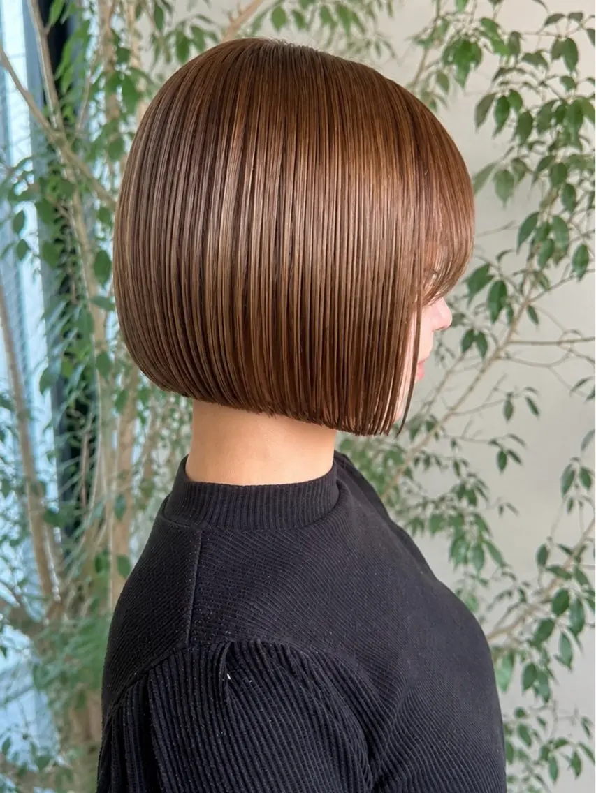 ショート カラー ベージュカラー ミルクティーベージュ カット ヘアカラー トリートメント 角岡 真帆/ボブ/髪質改善のヘアスタイル