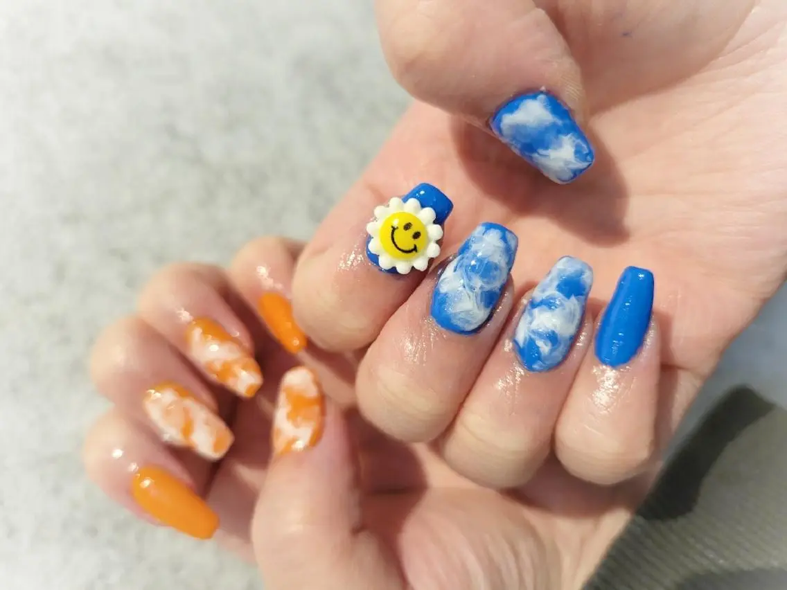 ネイル アートネイル ワンカラーネイル 💜bora .のネイルデザイン