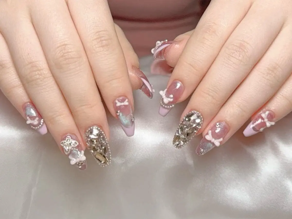 ネイル グラデーション 韓国ネイル マグネットネイル ニュアンスネイル オフィスネイル ハンドネイル Hana Rose Nailのネイルデザイン