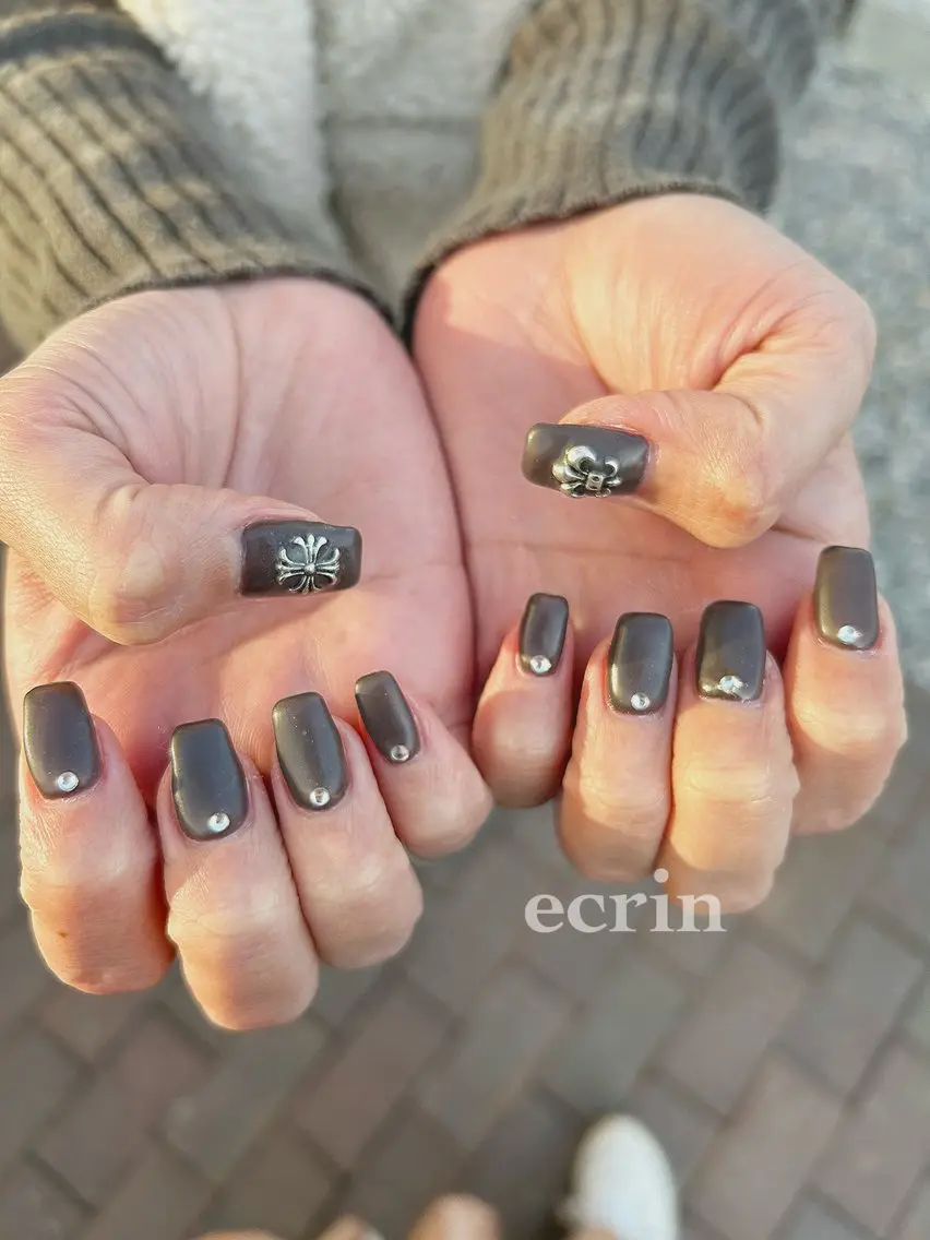 ネイル マットネイル ecrin (エクラン)のネイルデザイン