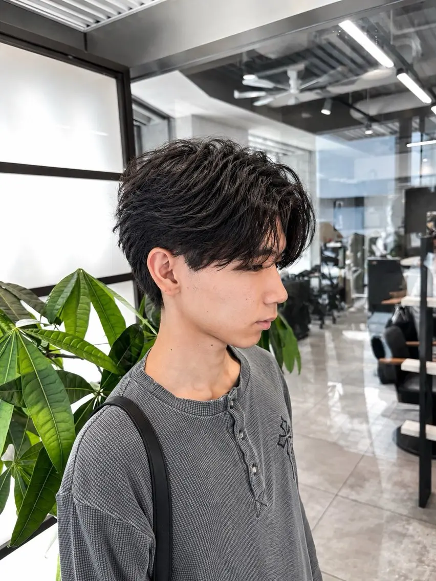 パーマ カット パーマ つだけん|短髪& フェザーパーマ特化のヘアスタイル