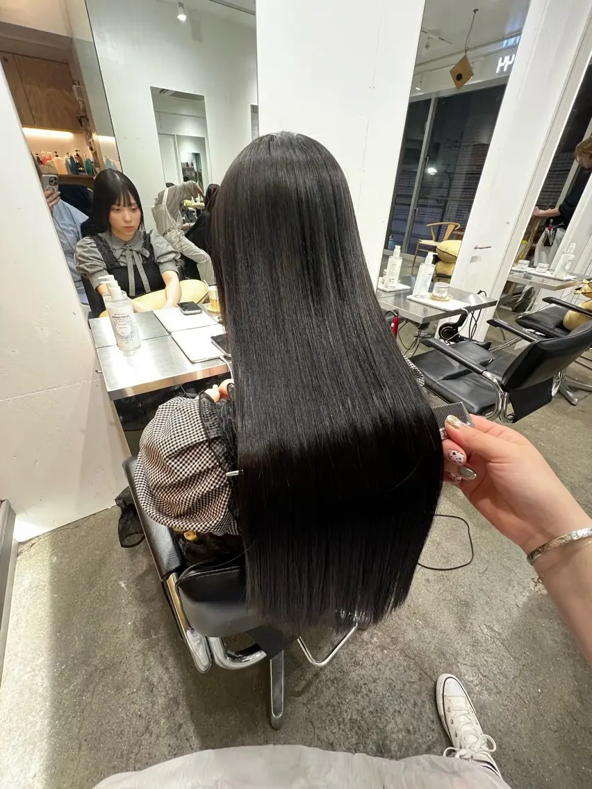 ロング パーマ カット 縮毛矯正 トリートメント ヘッドスパ ヘアセット ✨髪質改善矯正× ブリーチ✨YU-KIのヘアスタイル