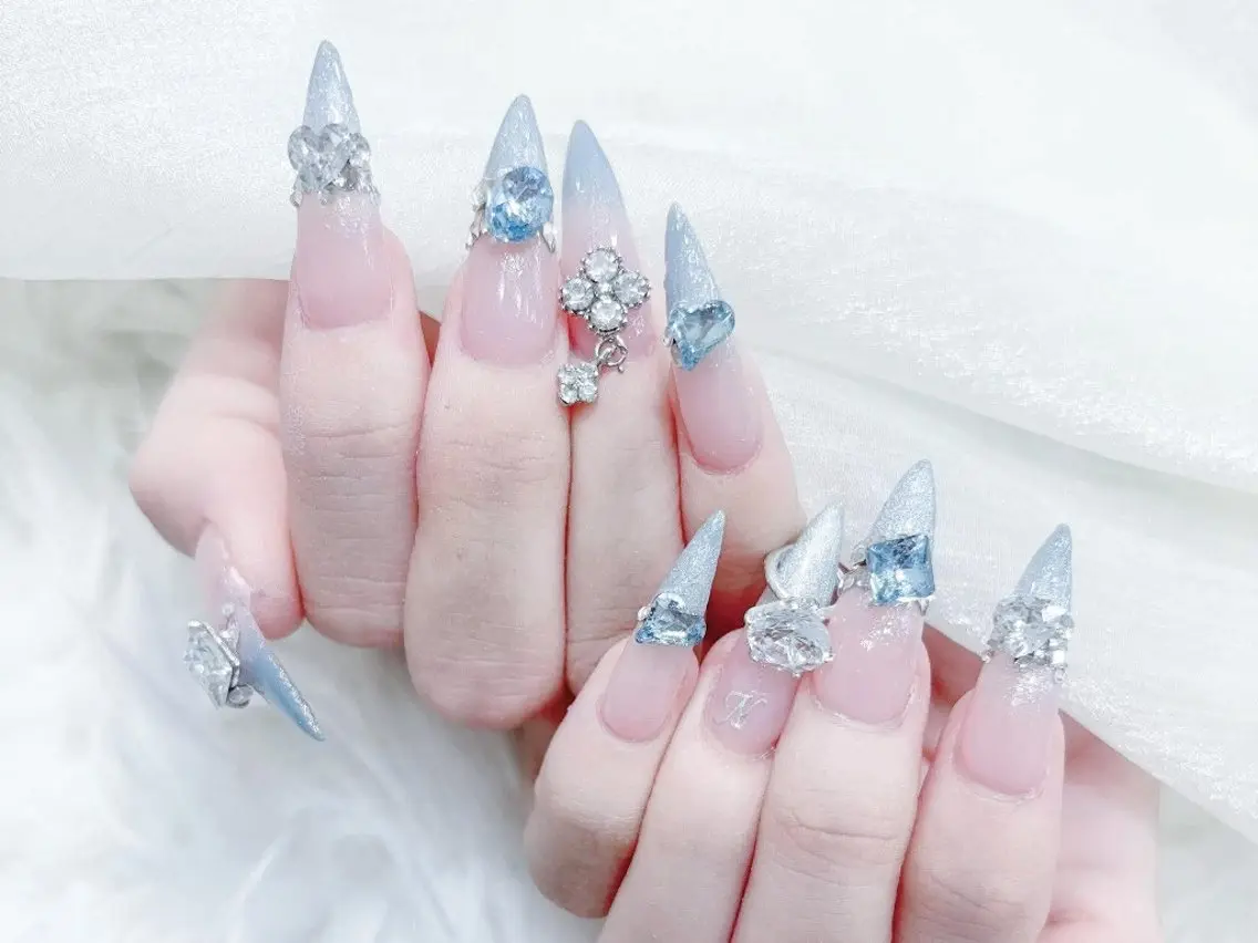 ネイル 長さ出し 韓国ネイル スカルプネイル ワンホンネイル ハンドネイル ハンドケア MUNI🎀 NAIL のネイルデザイン