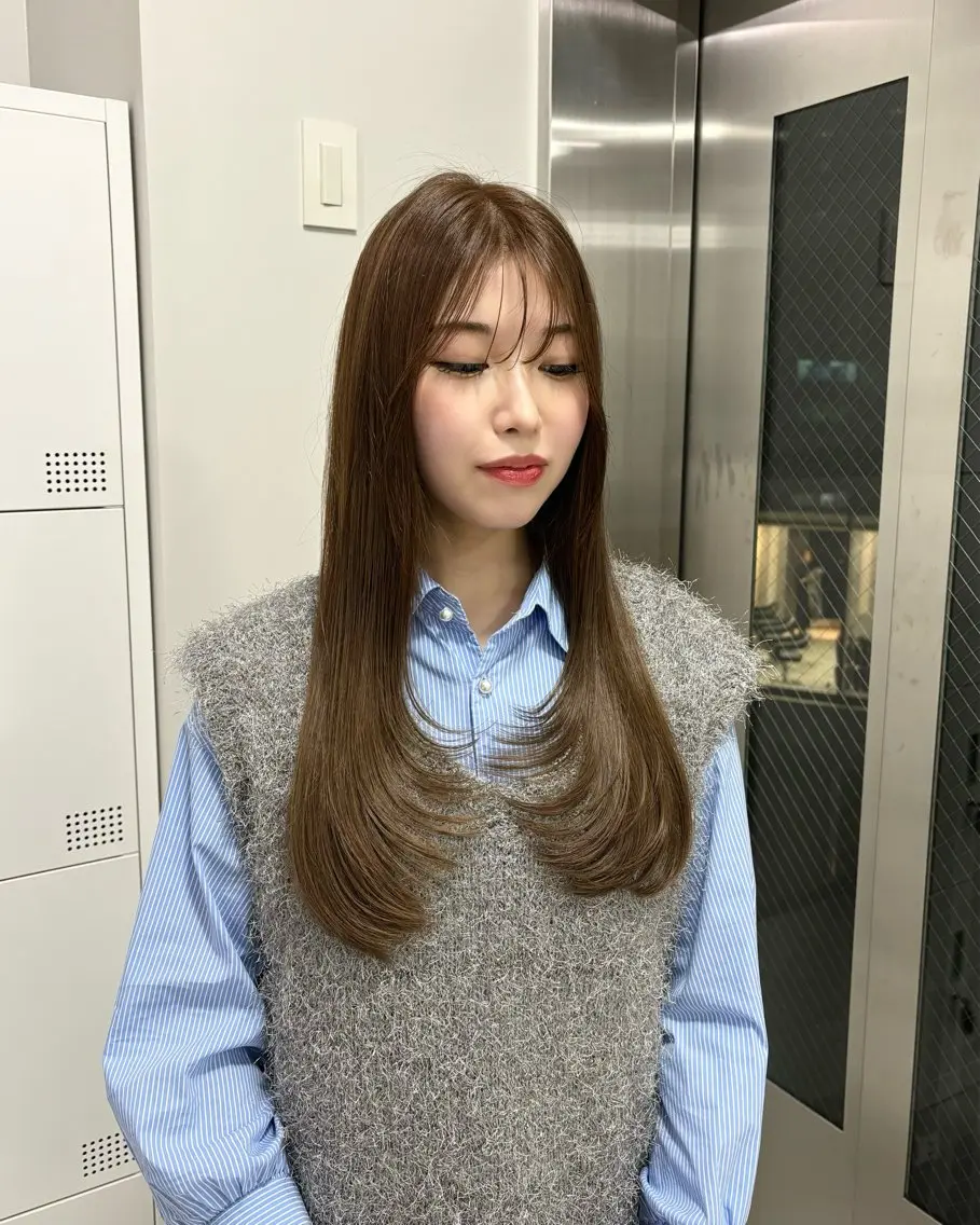 ロング パーマ 顔周りカット レイヤーカット 縮毛矯正 カット 縮毛矯正 韓国レイヤー/ 縮毛矯正🎀minaのヘアスタイル