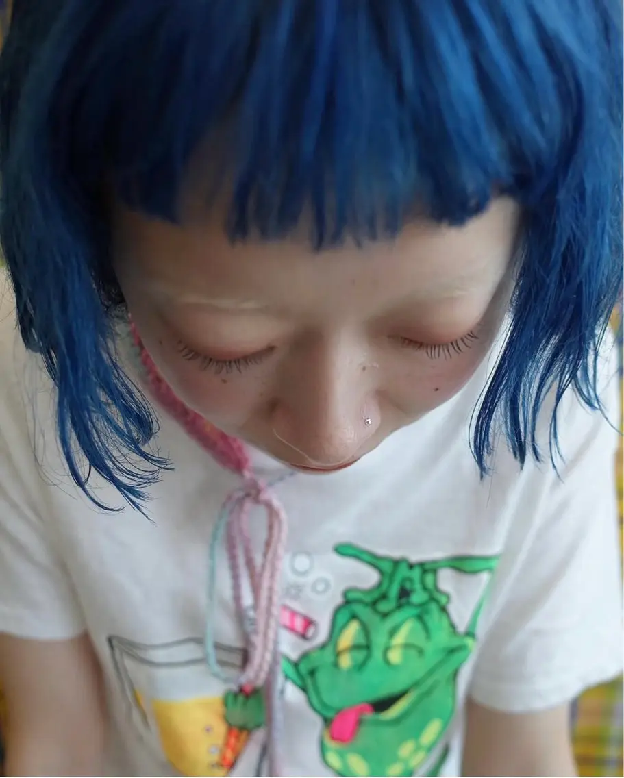 カラー ブリーチ ブルーカラー 池田 麻紘のヘアスタイル