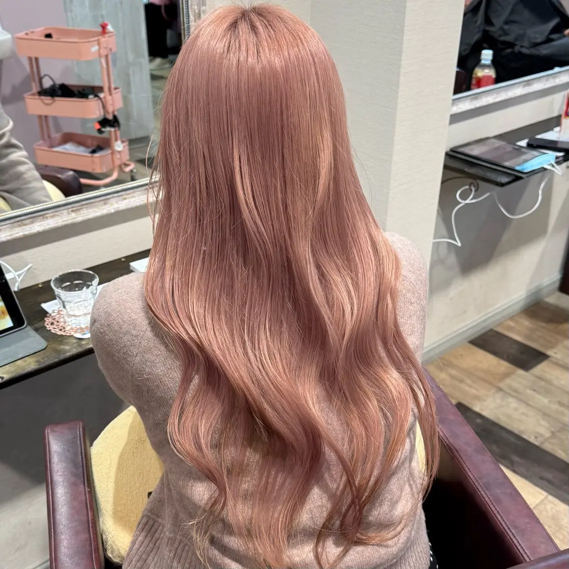 ロング カラー 柔らかいbeige ￤韓国￤🩰マユ🩰のヘアスタイル