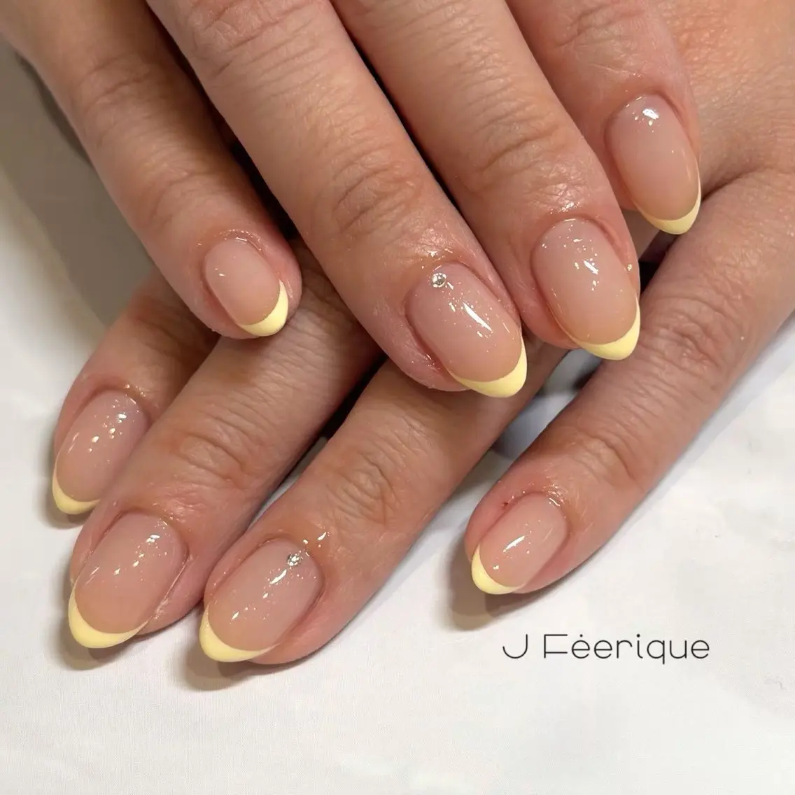 ネイル フレンチネイル J Feerique ネイル/南森町のネイルデザイン