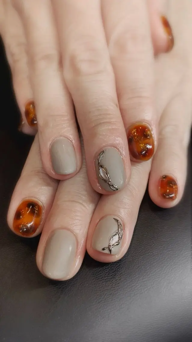 ネイル べっ甲ネイル マットネイル ミラーネイル ハンドネイル NAIL__ KOKOのネイルデザイン