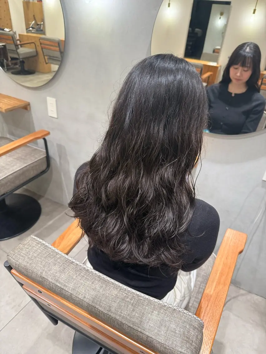 大人の時短パーマ【扱いやすさ・柔らかさ◎】カット+デジタルパーマ!12,100円の写真