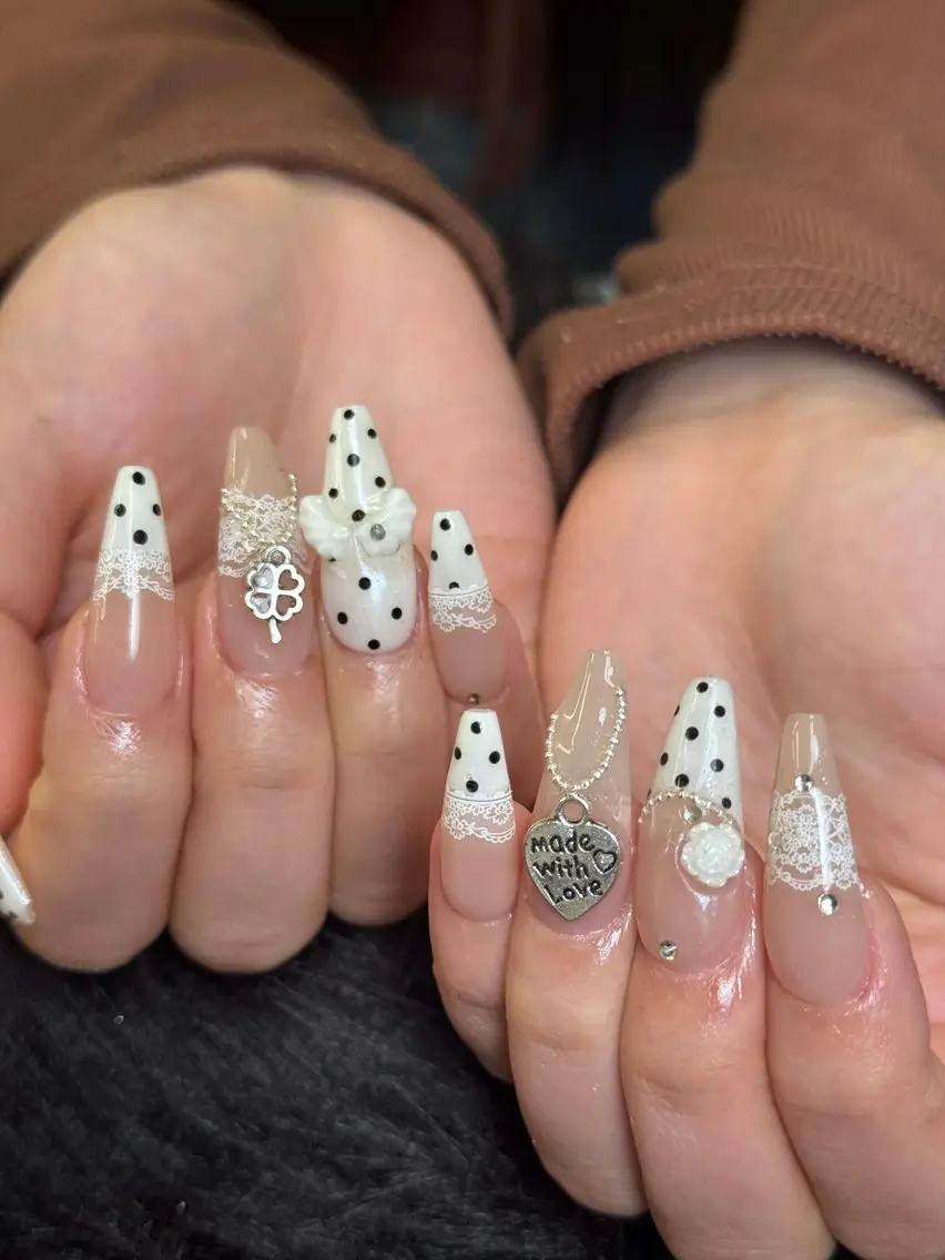 ネイル ジェルネイル ネイルチップ ハンドネイル Jenn Nail Salonのネイルデザイン