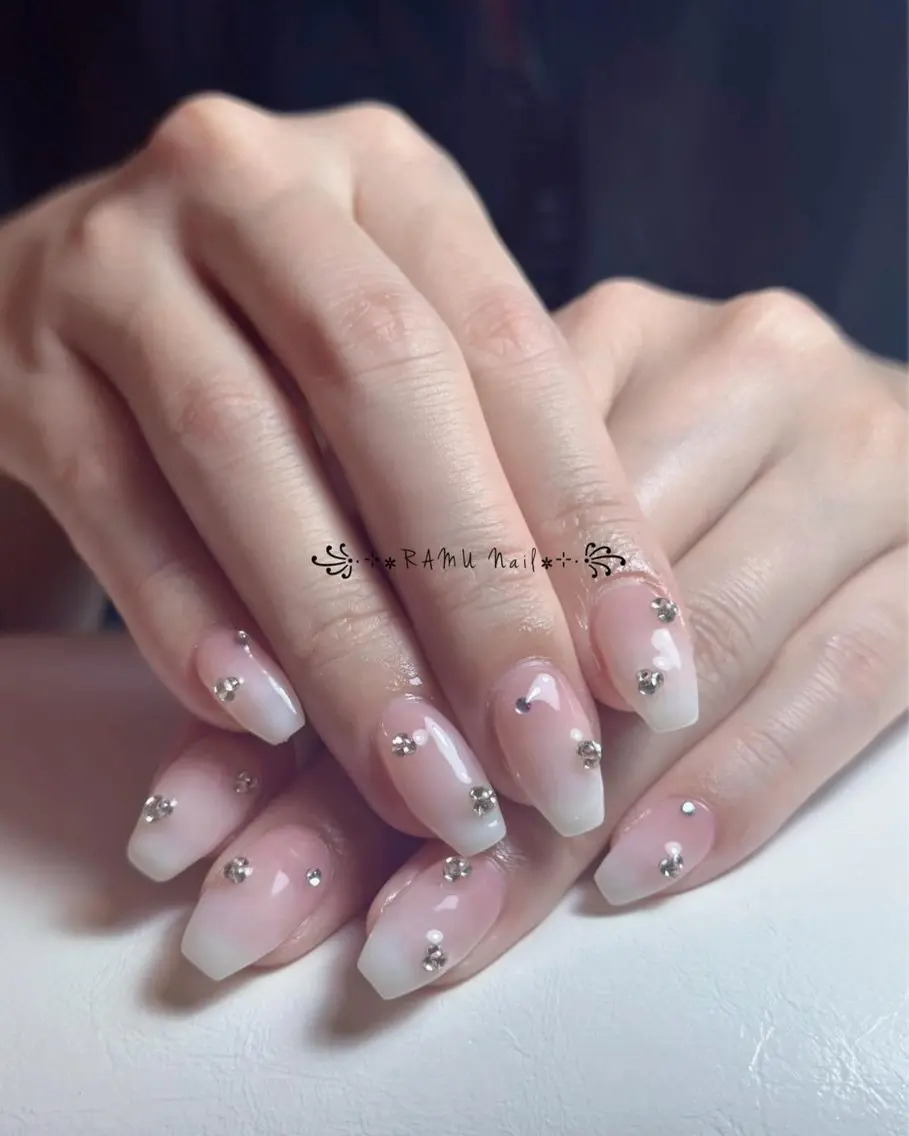 ネイル フレンチネイル 韓国ネイル シンプルネイル ワンホンネイル 冬ネイル ハンドネイル RAMU Nail 恵比寿店のネイルデザイン