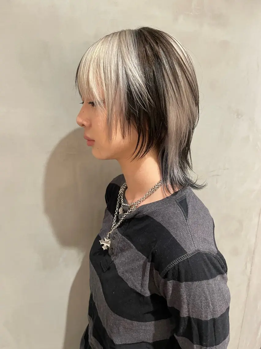 ミディアム カラー ヘアカラー ブリーチ✧︎デザイン ゆうのヘアスタイル