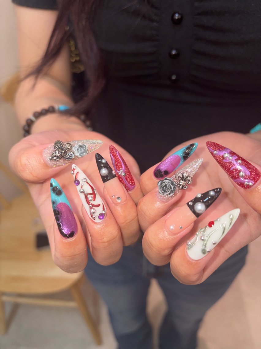 ネイル ハンドネイル 🐬Cxxu° Nail✝️のネイルデザイン