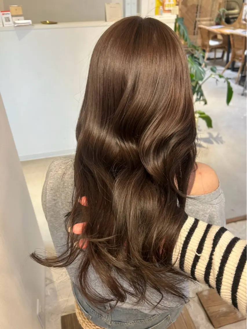 カラー 透明感カラー 廣田 真依のヘアスタイル