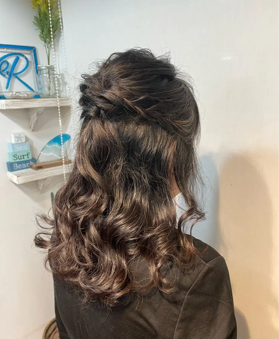 ヘアアレンジ ハーフアップ 大山 怜菜のヘアスタイル