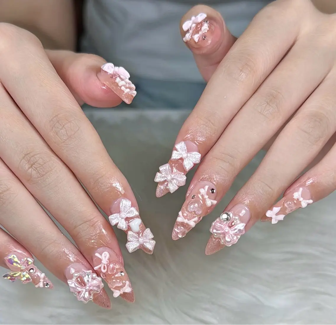 ネイル アートネイル ボルドー フレンチネイル ジェルネイル 氷ネイル・うるうるネイル ハンドネイル Yuki Nailsalonのネイルデザイン