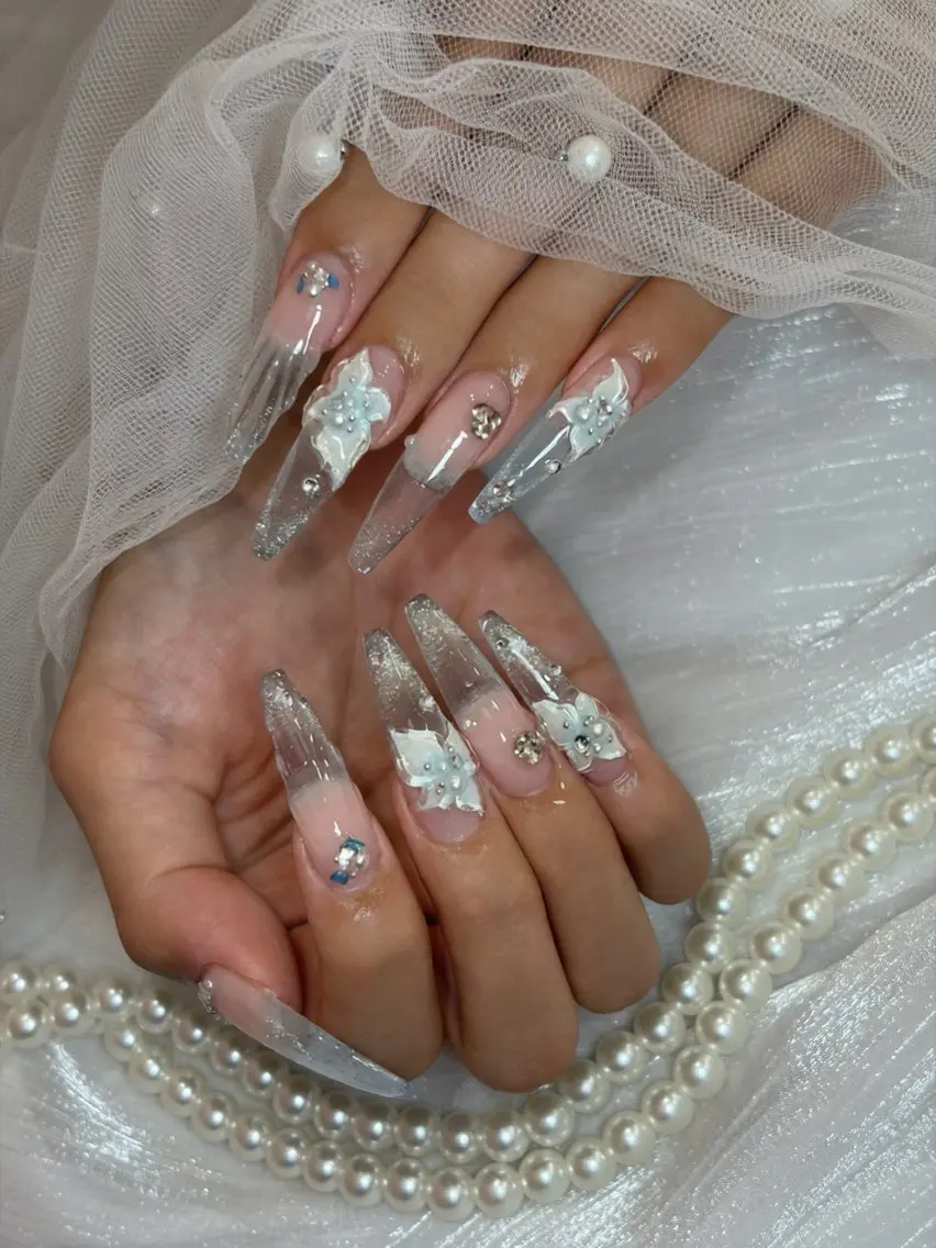 ネイル クリアネイル ロングネイル マグネットネイル 夏ネイル icy nail れいあのネイルデザイン