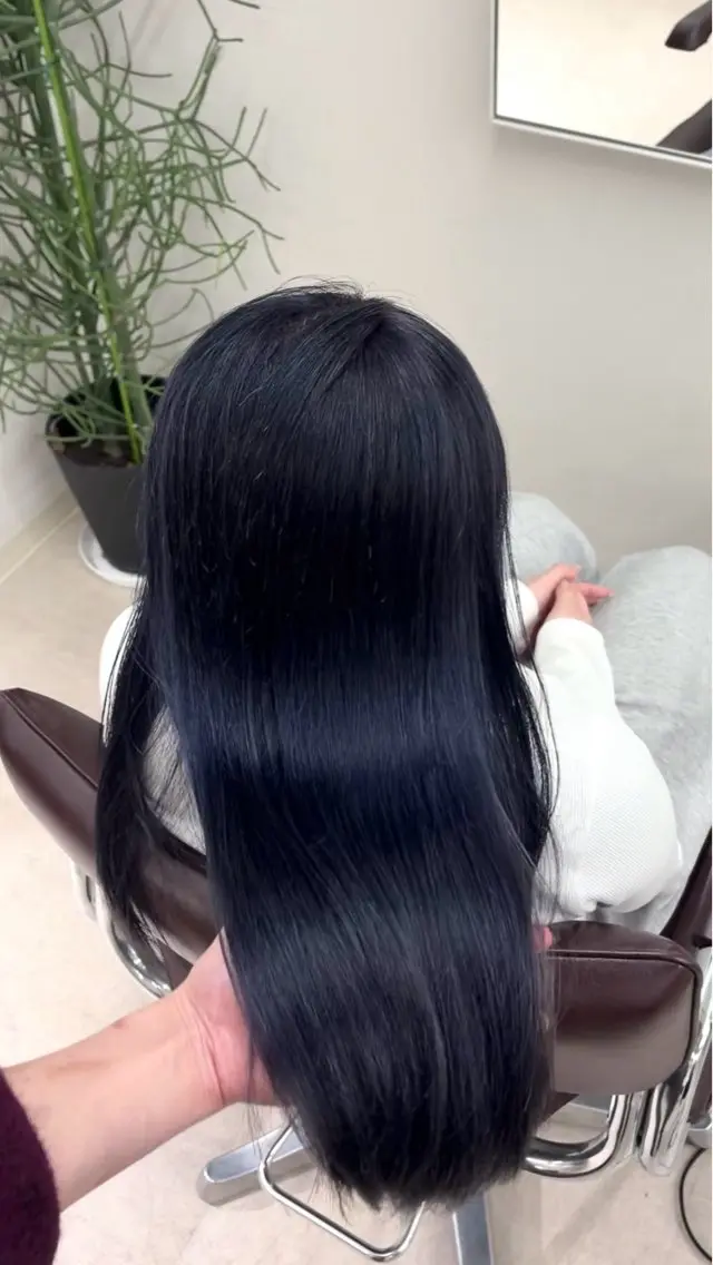 ロング アッシュ アッシュグレー アッシュグレージュ カット ヘアカラー トリートメント ヘッドスパ ヘアセット 盛れる艶カラー× レイヤーカット/咲来のヘアスタイル