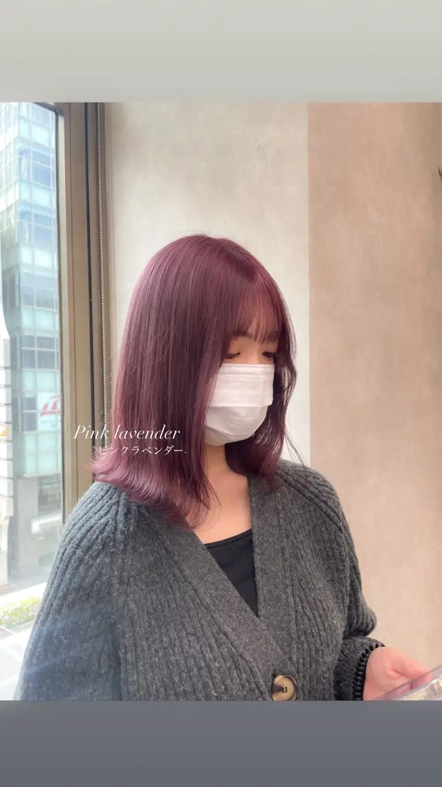ミディアム カラー 抜け感レイヤー︴ ニュアンスカラーのヘアスタイル