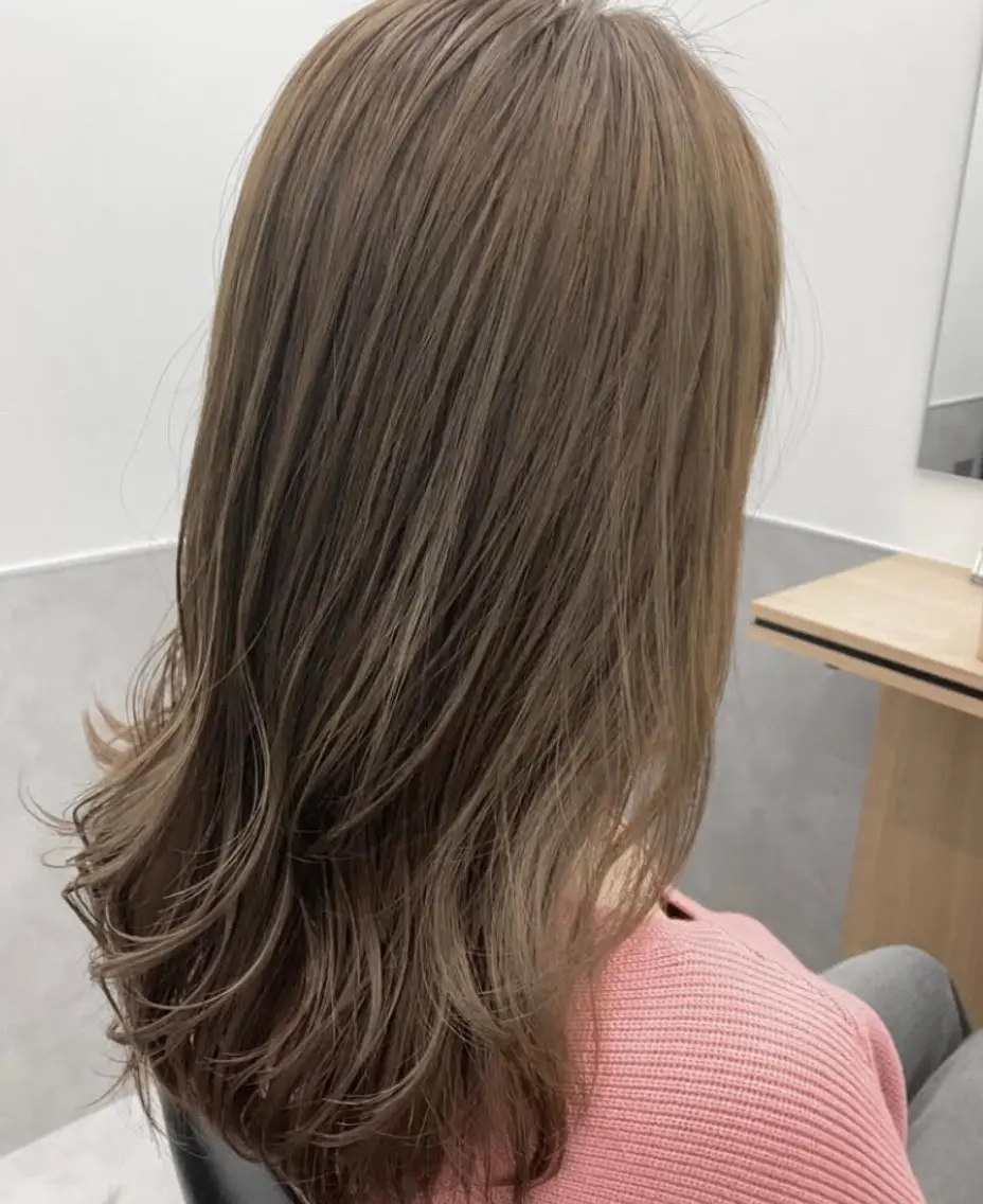 セミロング カラー カラーソムリエ取得 多田まこのヘアスタイル