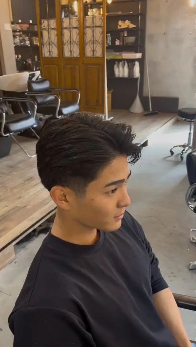 ショート パーマ メンズ フェードカット カット パーマ 海外風メンズ🇺🇸 💈N.Yuto💈の眉毛・アイブロウイメージ