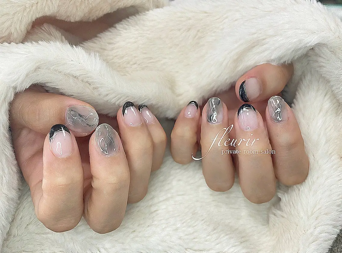 ネイル アートネイル ミラーネイル ニュアンスネイル シルバー フルリール 【プライベートサロンのネイルデザイン