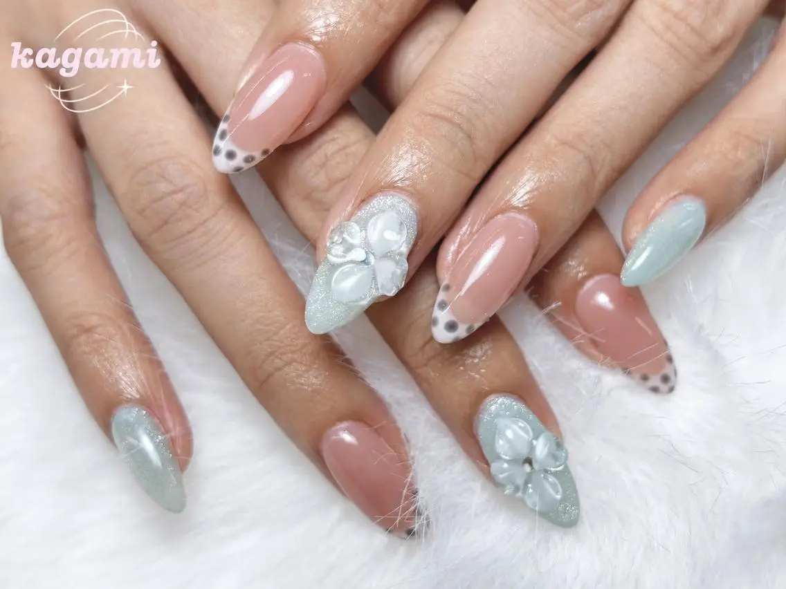 ネイル フラワーネイル ガーリー グリーン ピンク ハンドネイル ハンドケア Celallure LeSalonのネイルデザイン