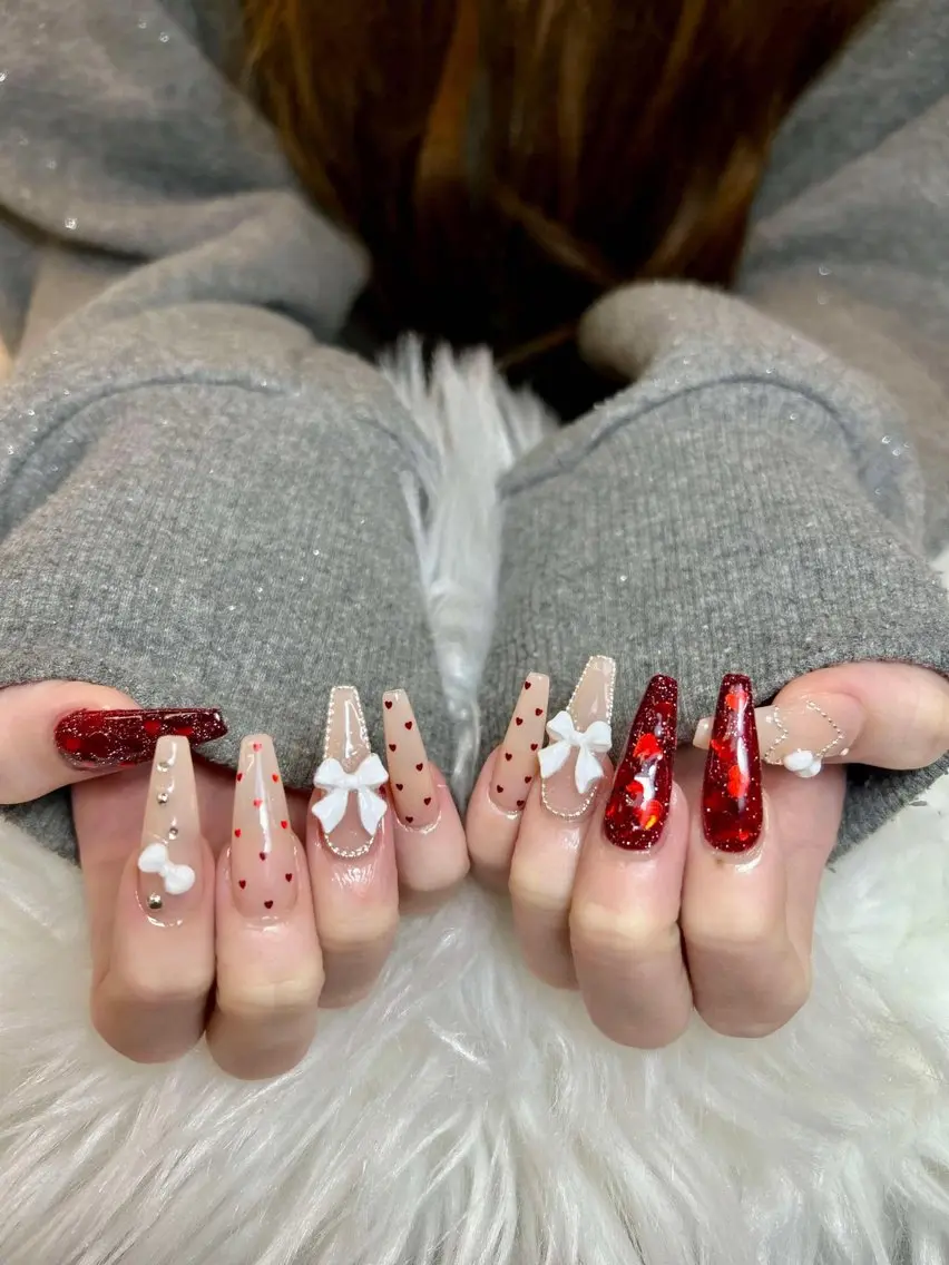 ネイル フットネイル フレンチネイル ハート 韓国ネイル ロングネイル Lee _nailのネイルデザイン