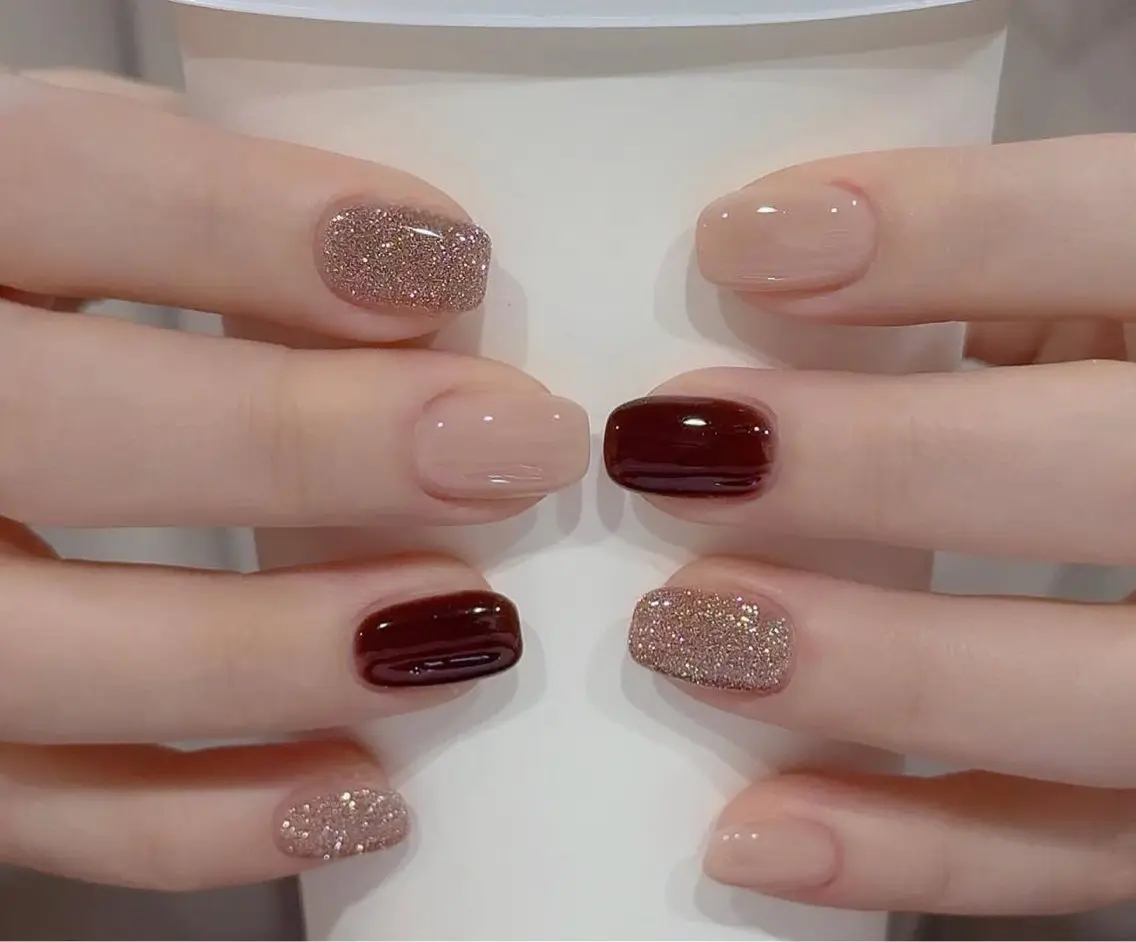 ネイル ハンドネイル 🎀PG🩵 ネイルサロンのネイルデザイン