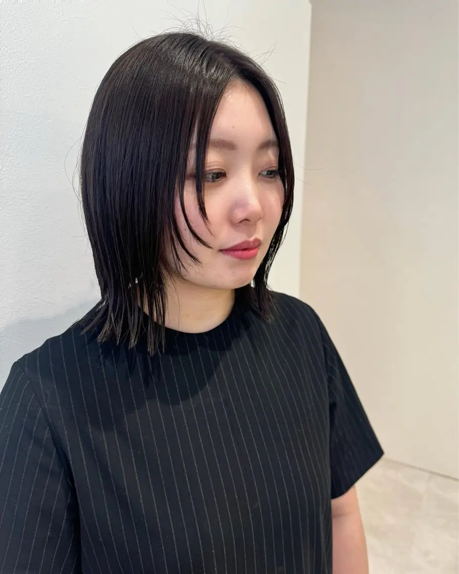 ミディアム ボブ 顔まわりレイヤー 顔周りカット レイヤーカット ボブ支持率NO1 🌈CHIKAのヘアスタイル